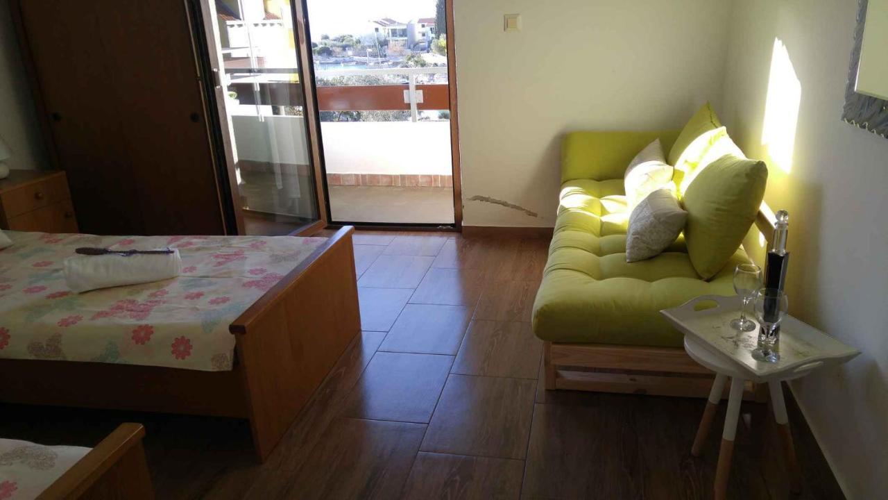 Vera Apartment 1 Рогозница Номер фото
